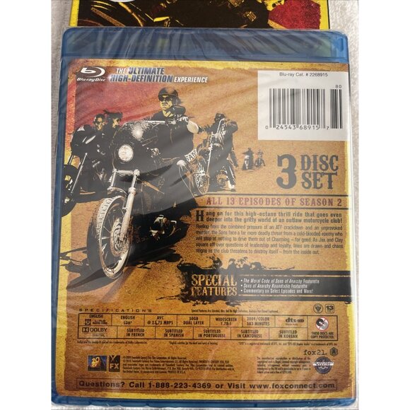 Sons of Anarchy: Season Two (Blu-ray, 2009) - Picture 4 of 4
